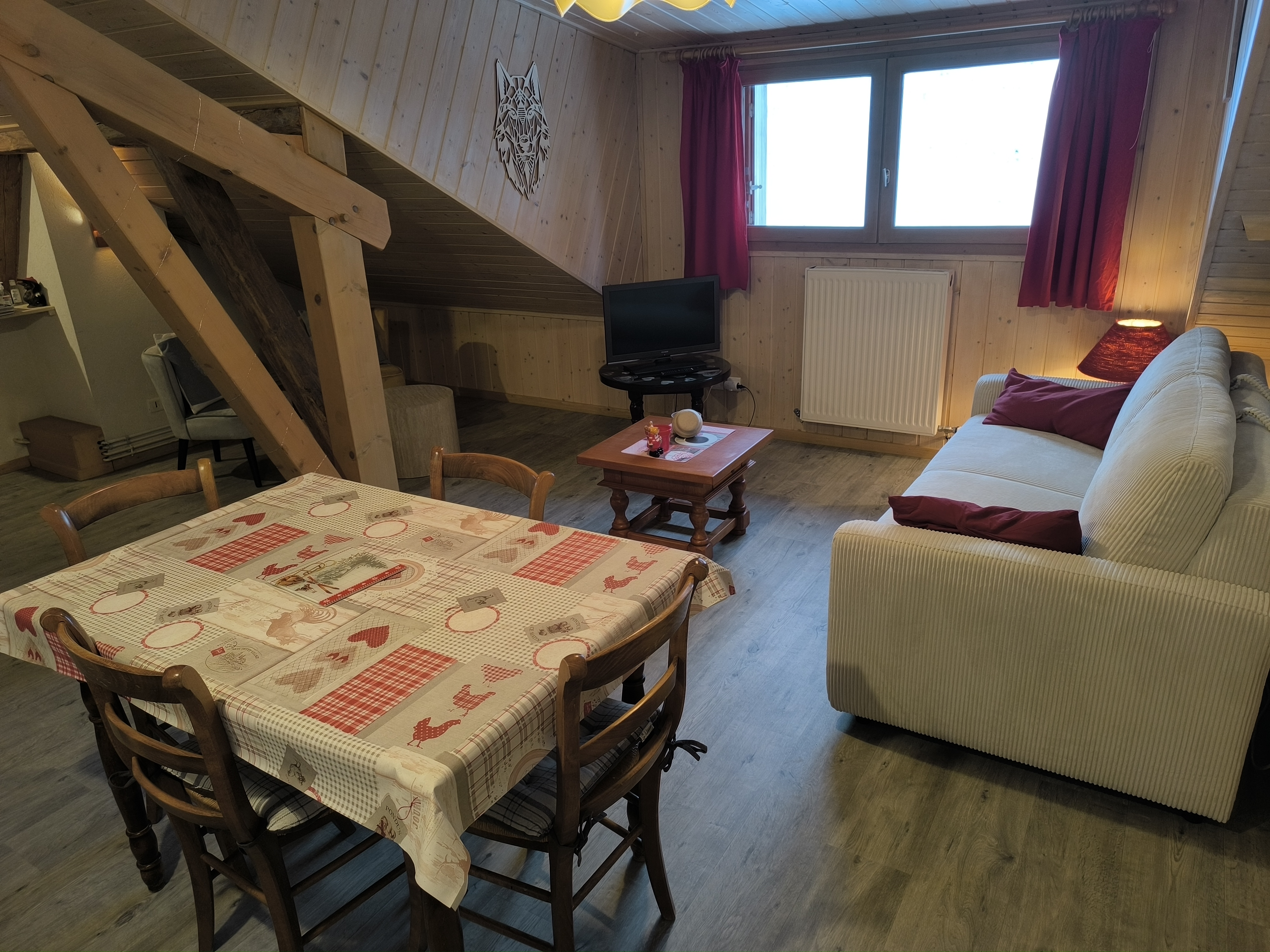 Appartement en maison mitoyenne - R522BAI00