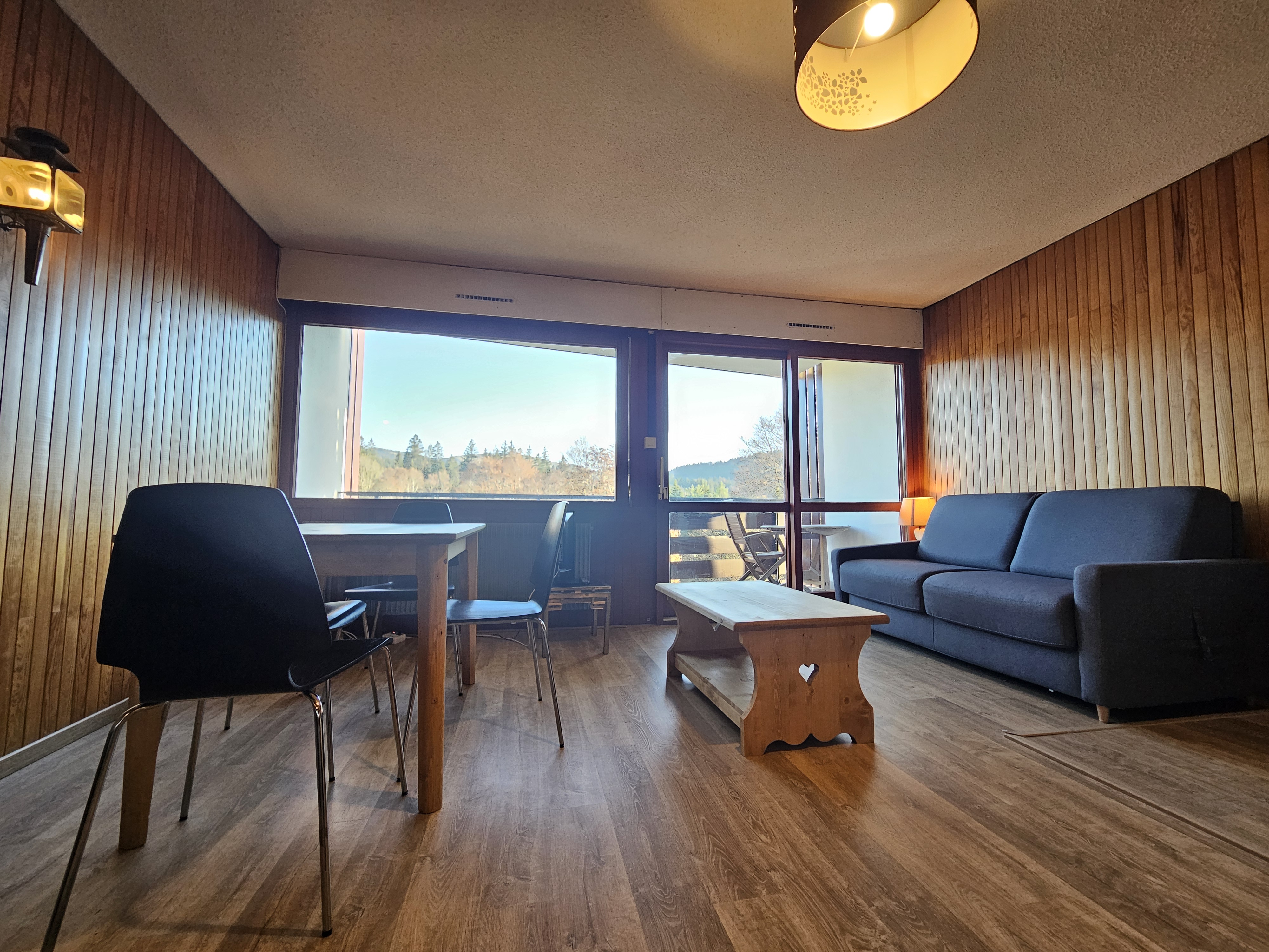 Le Lacuzon - Studio en résidence - R451HEB00