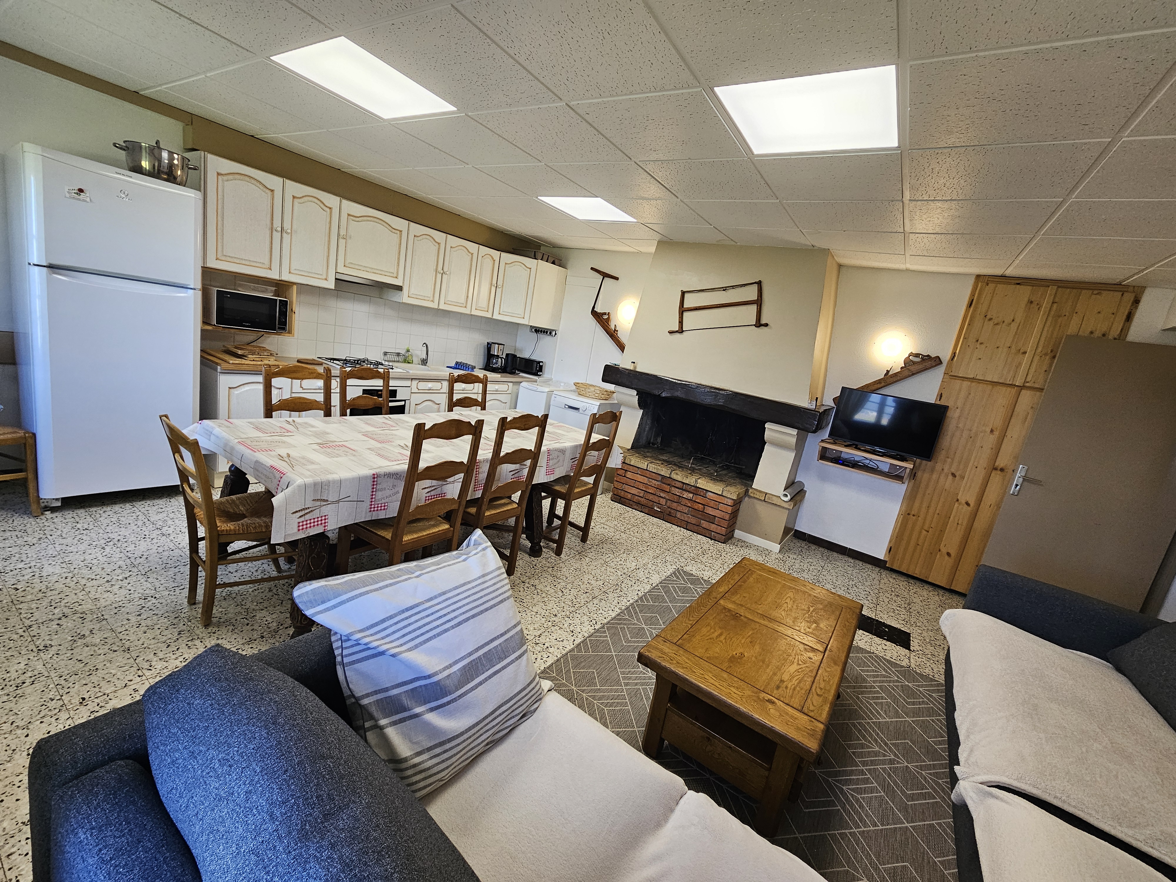 Appartement dans maison des propriétaires - P812TRO00
